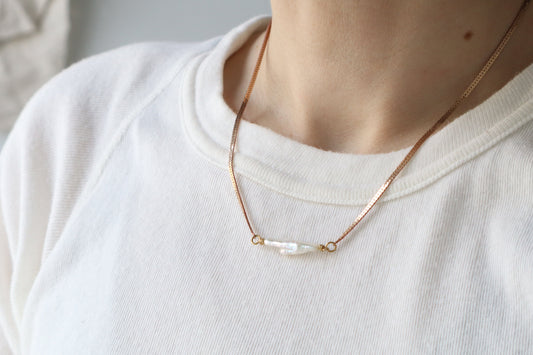 drift pearl necklace