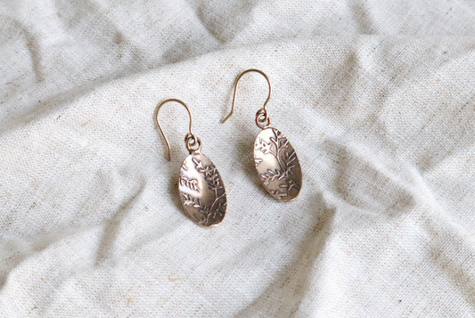 Petal earrings ~bronze~