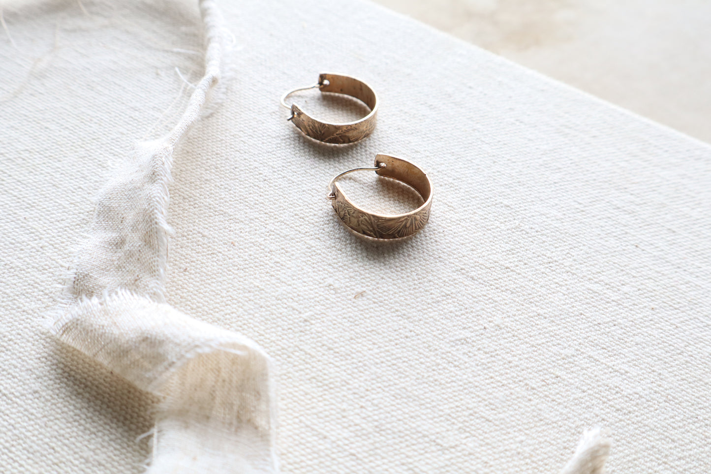Nouveau hoops in bronze