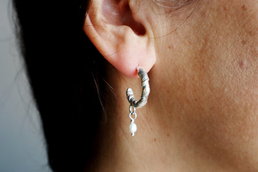 Vienne earrings with a pearl ~silver~