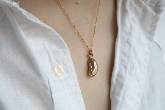 Lucky Bean Talisman - bronze