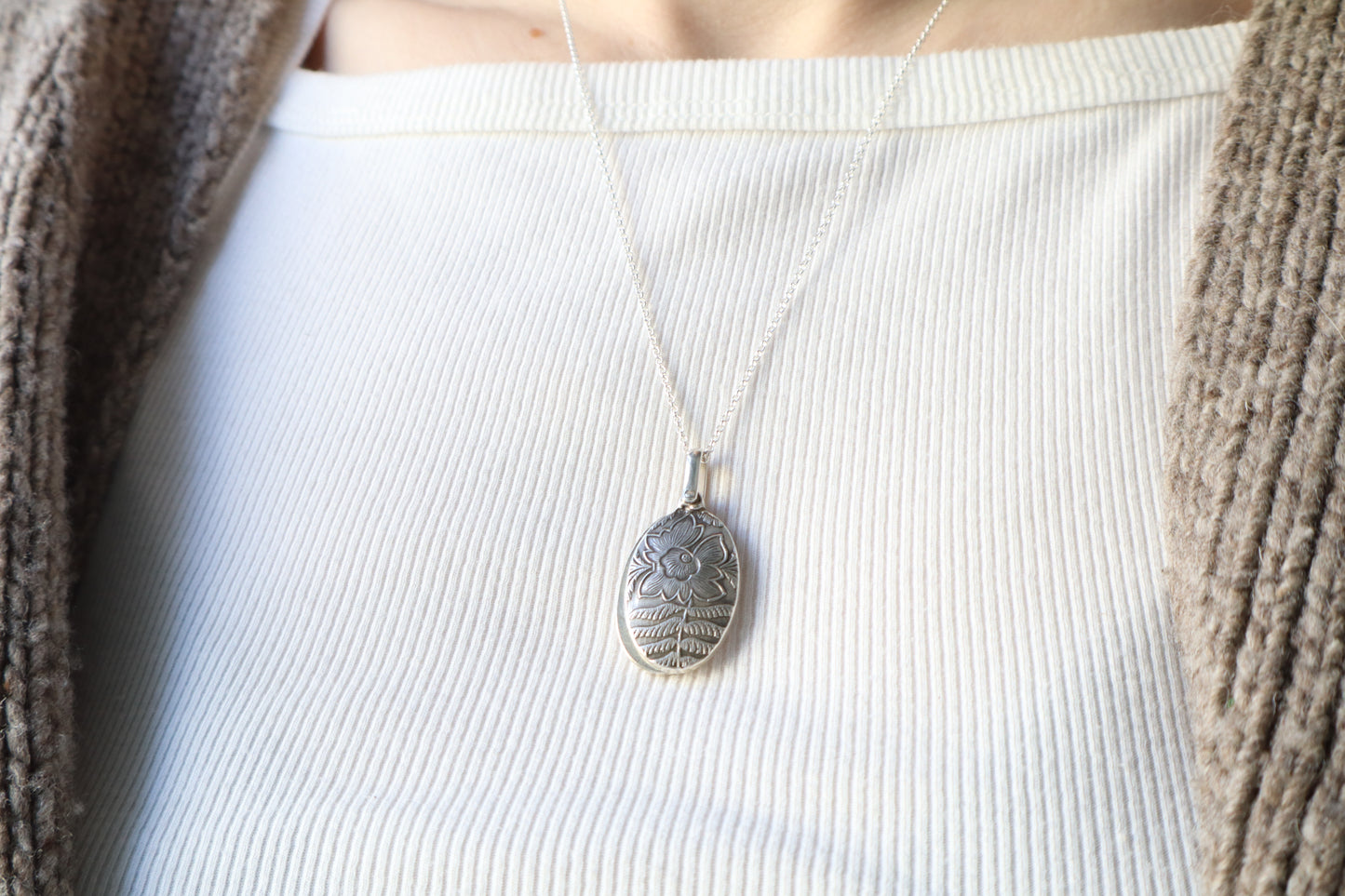 Aster locket ~sterling silver~