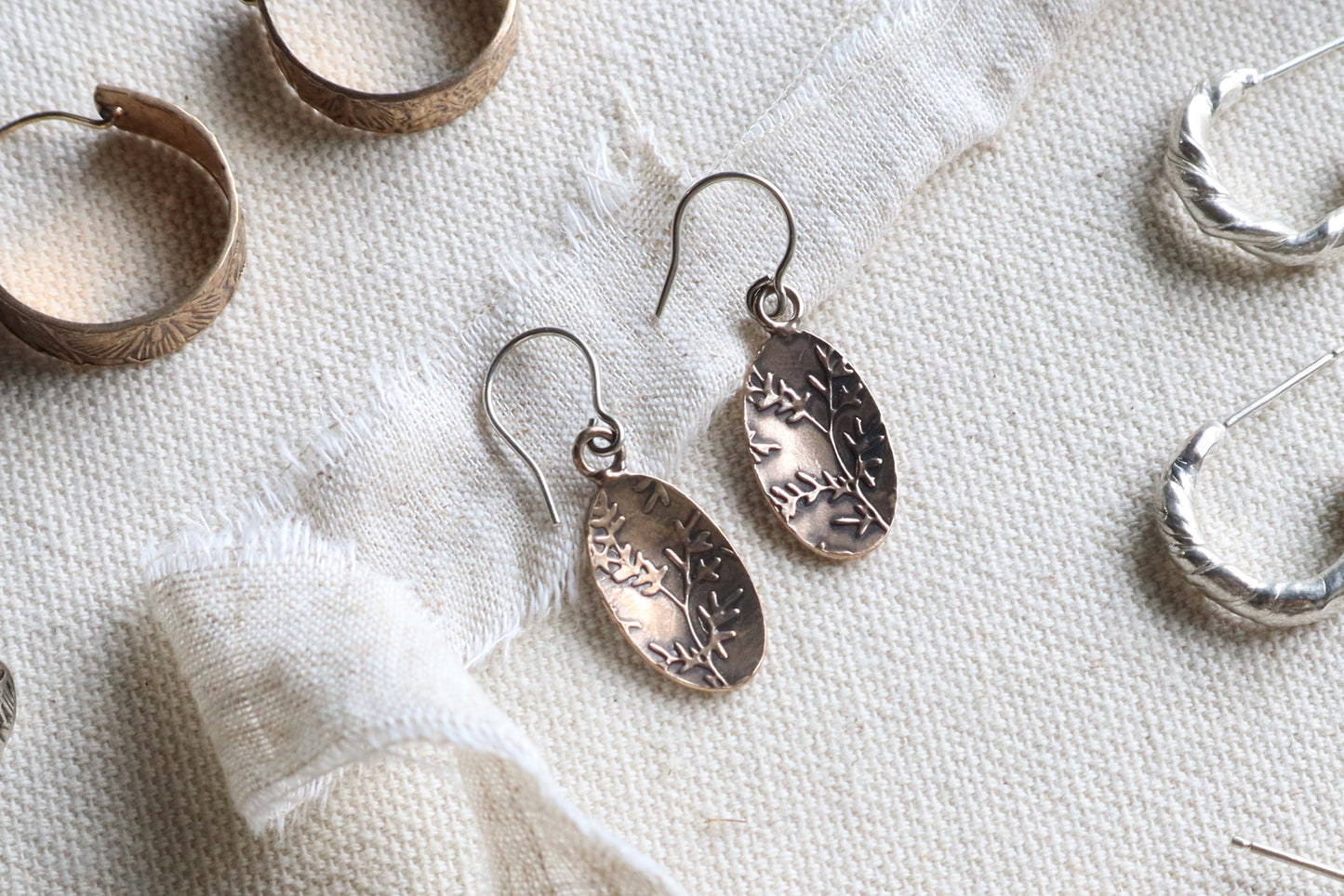 Petal earrings ~bronze~