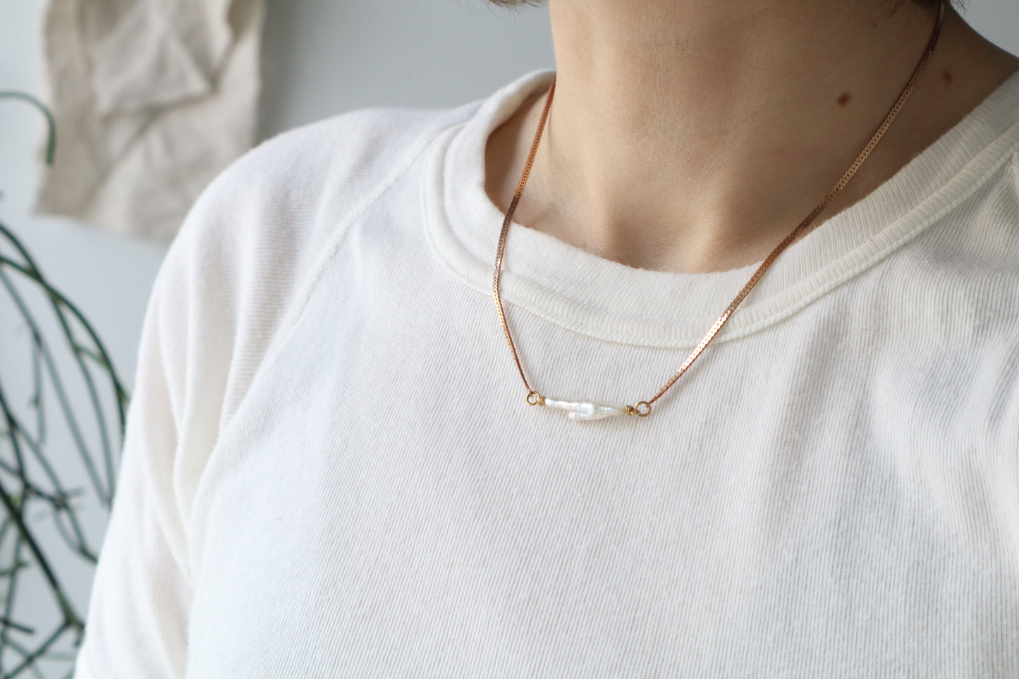 drift pearl necklace