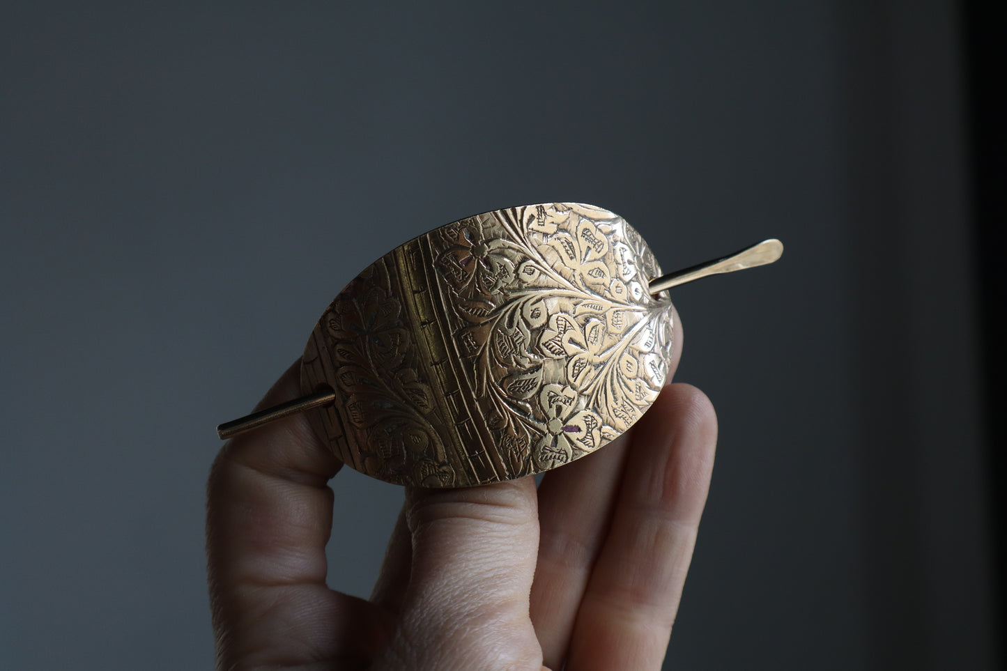 Folk hair slide