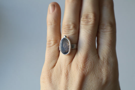 Grove ring ~one of a kind~ size 6.5