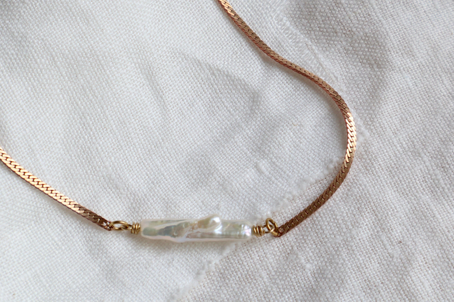 drift pearl necklace