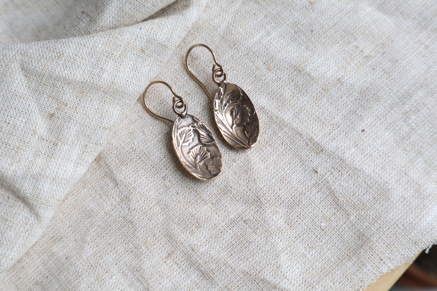 Petal earrings ~bronze~