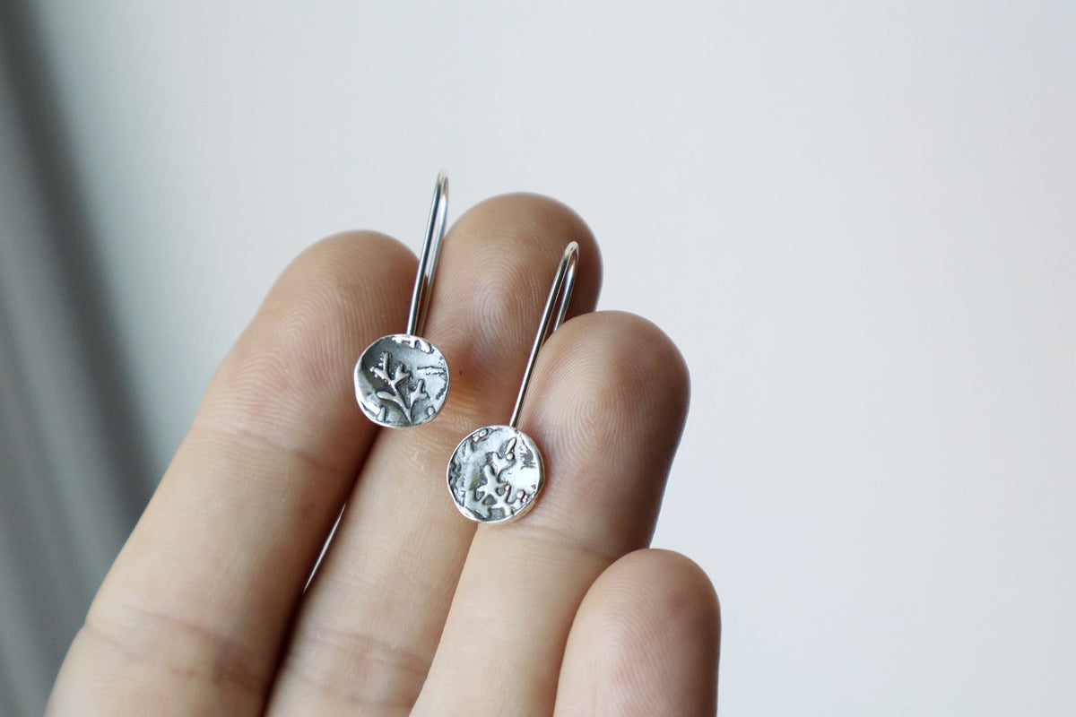Dot threader earrings in sterling silver