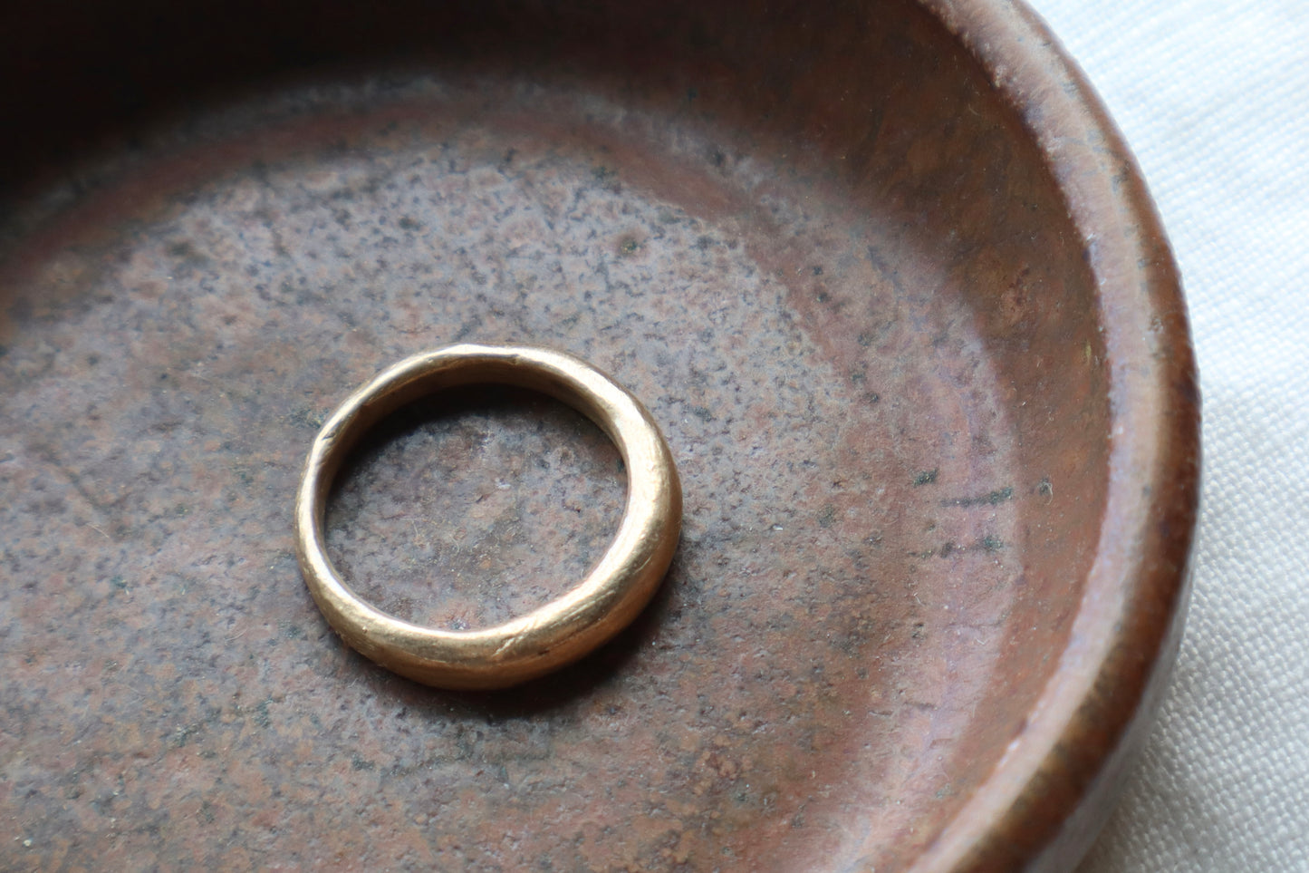 Jane Rings in bronze - thin and thick