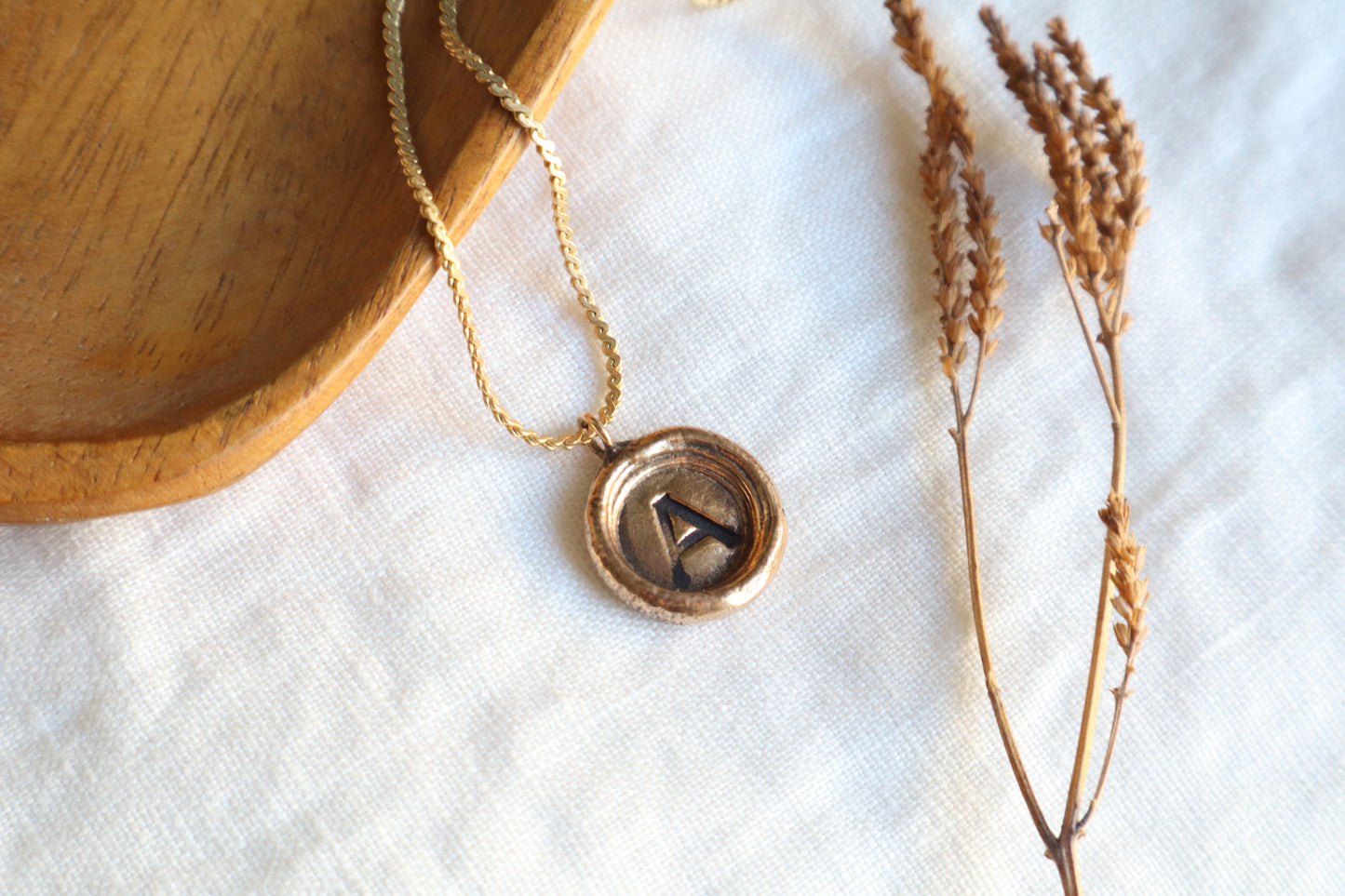 initial pendant ~bronze~