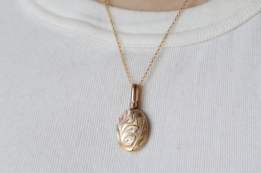 Vignette locket - bronze
