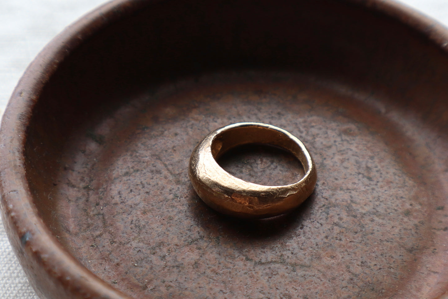 Jane Rings in bronze - thin and thick