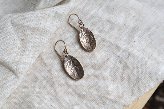Petal earrings ~bronze~