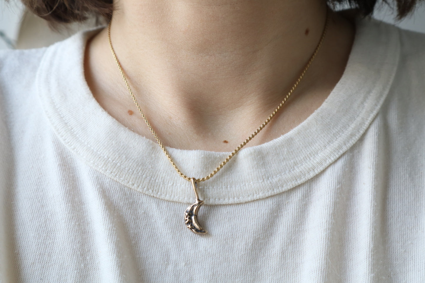 Crescent talisman necklace - bronze