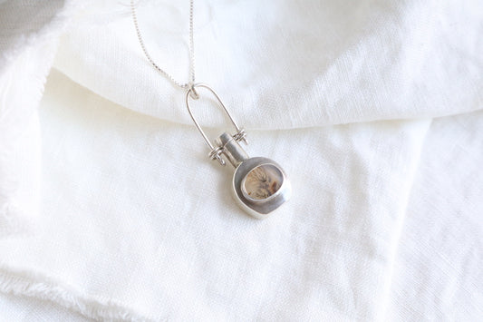 Willow - vessel necklace with dendrite
