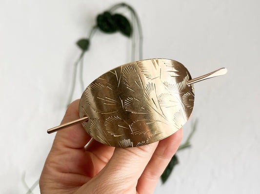 oval hair slide - folk flowers