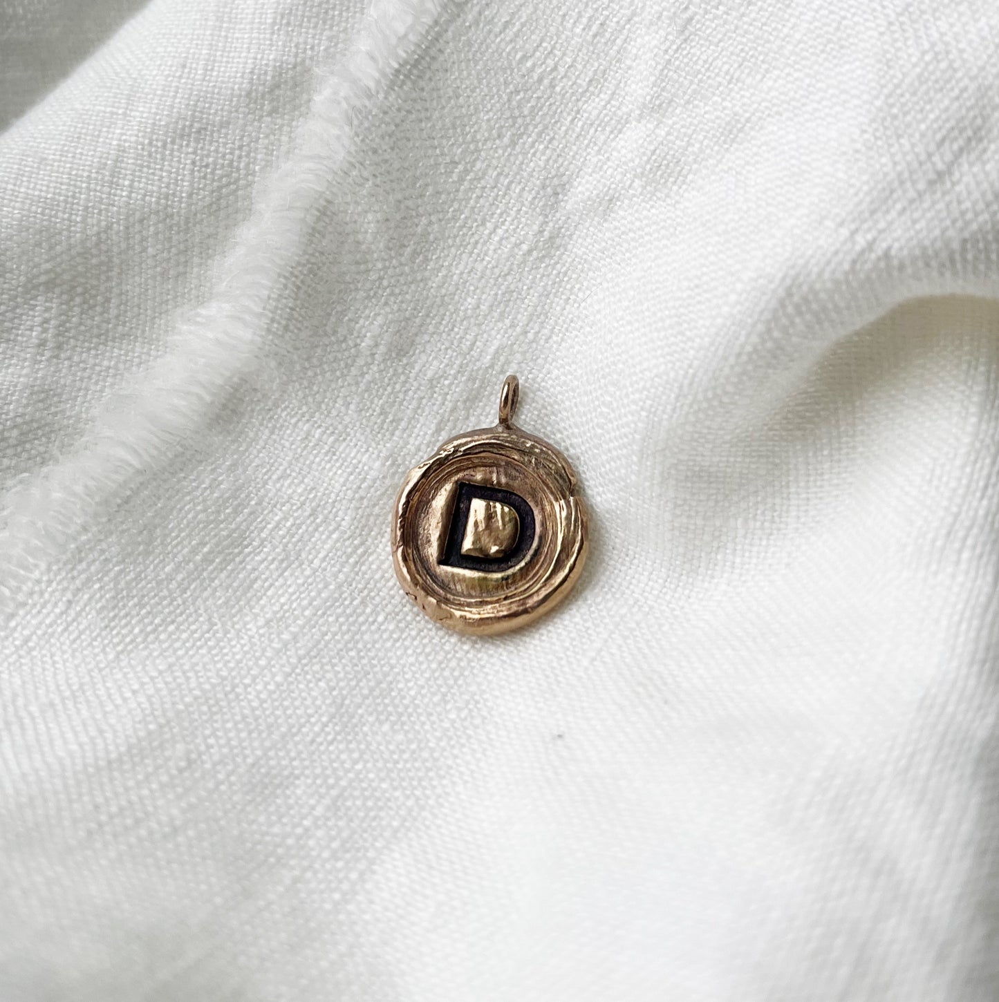 initial pendant ~bronze~