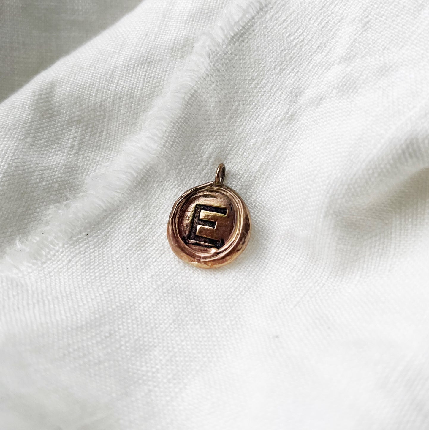 initial pendant ~bronze~