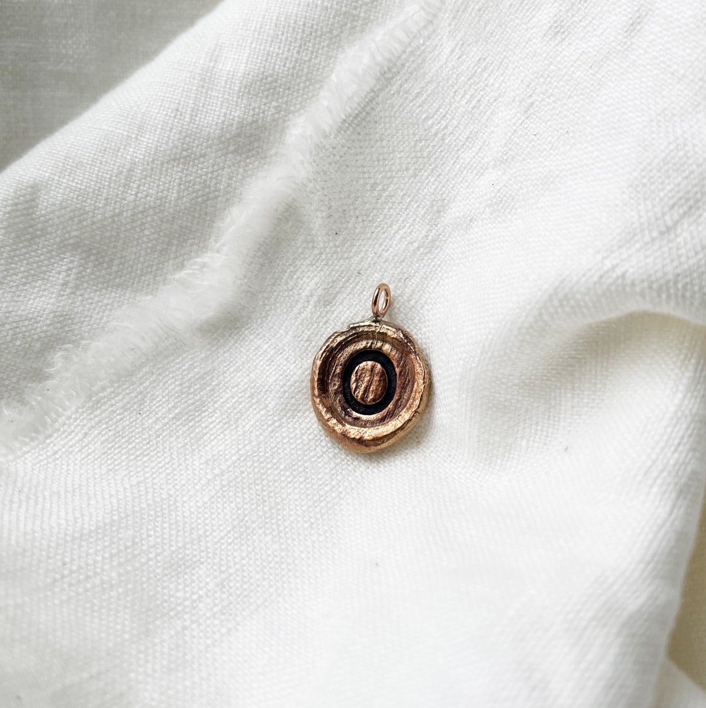 initial pendant ~bronze~