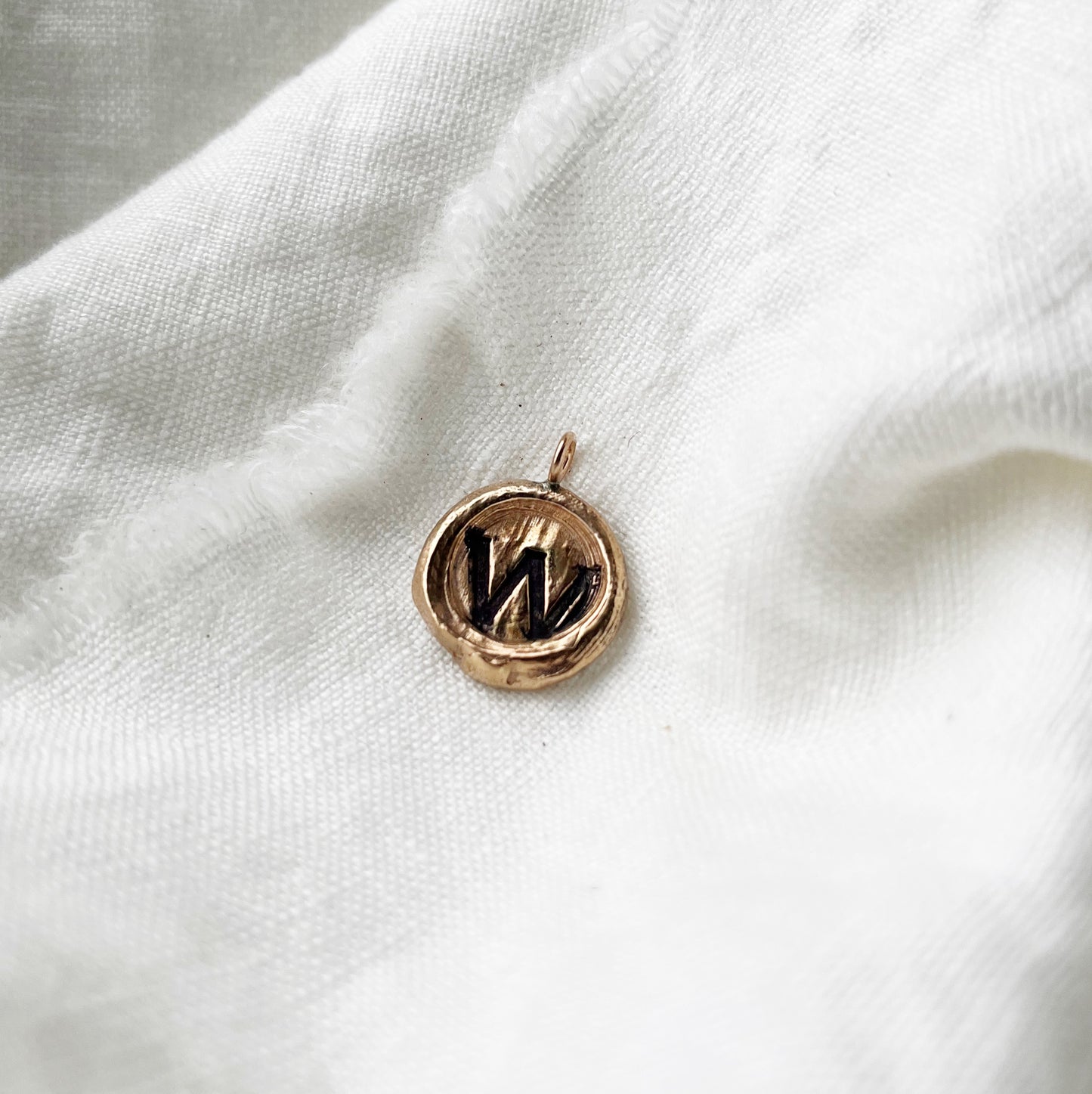 initial pendant ~bronze~