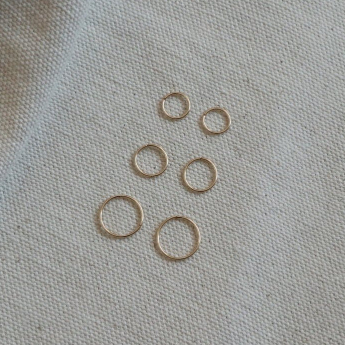 Seamless hoops